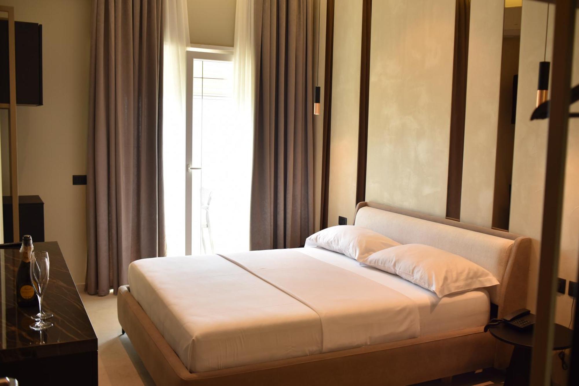 Nuna Hotel Radhimë Quarto foto